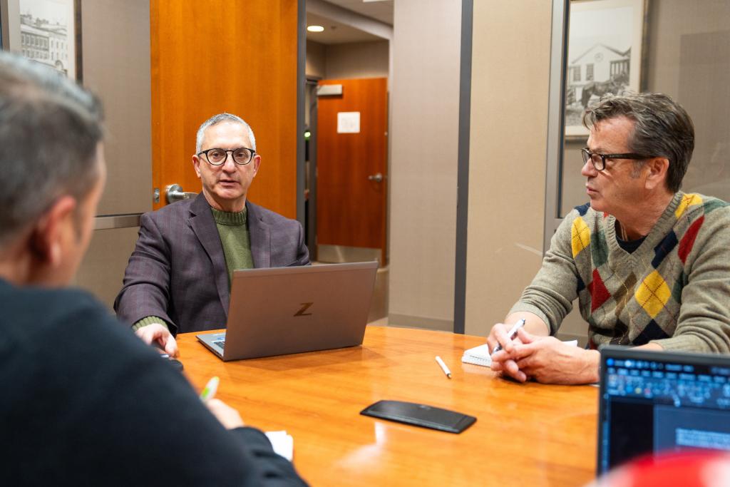 Steven Colantuono meeting with RIPTA team members