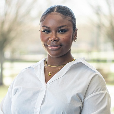 photo of Gina George, student admissions counselor